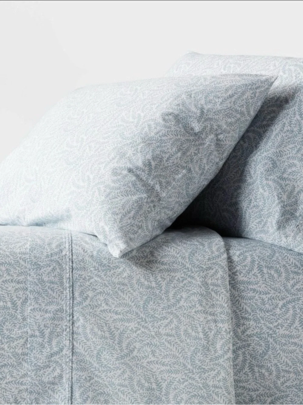 NEW! Threshold Organic Cotton Percale Pale Blue Leaf-Print Sheet Set